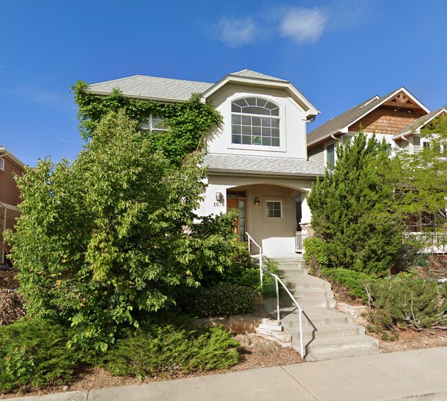 Building Photo - 1078 Terrace Cir N