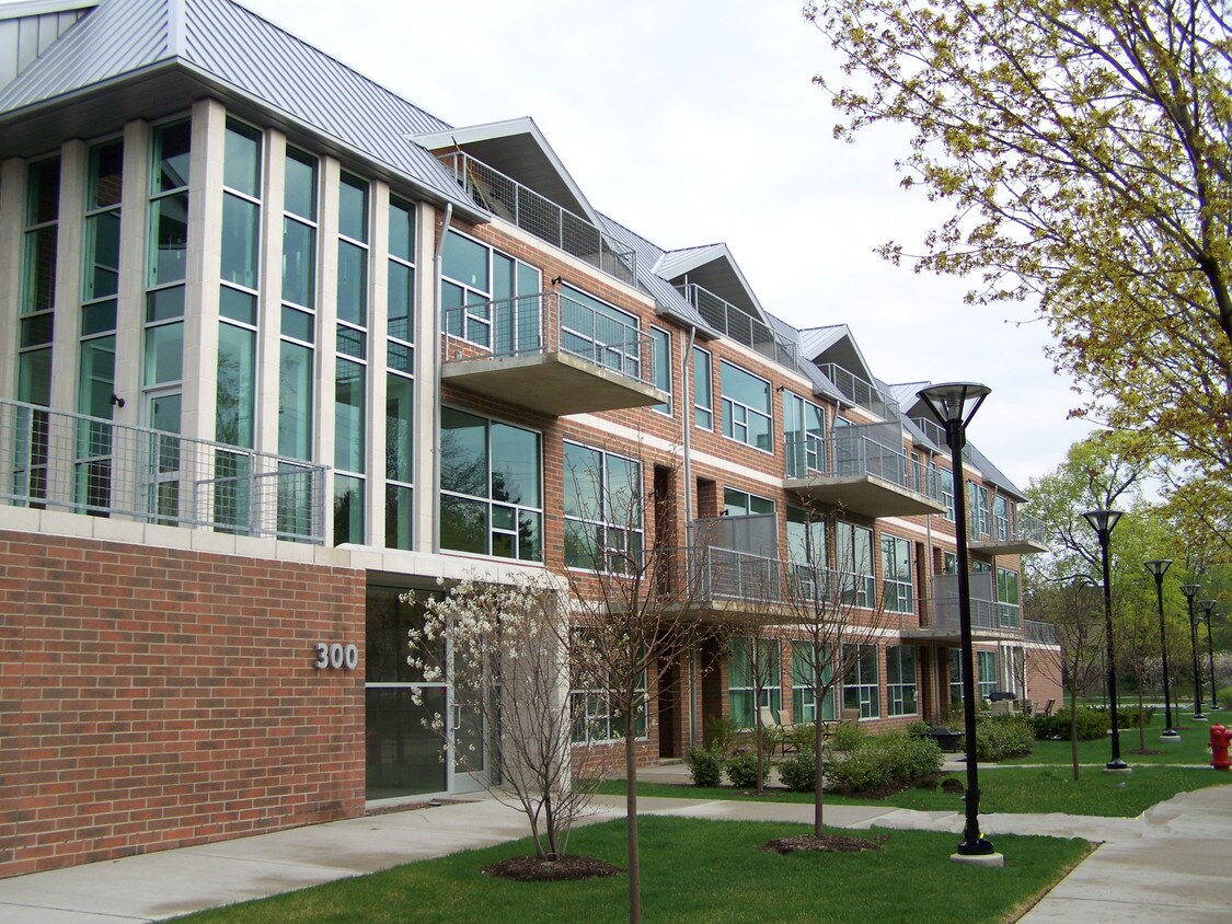 300 Hamilton St, Plymouth, MI 48170 Condo for Rent in Plymouth, MI