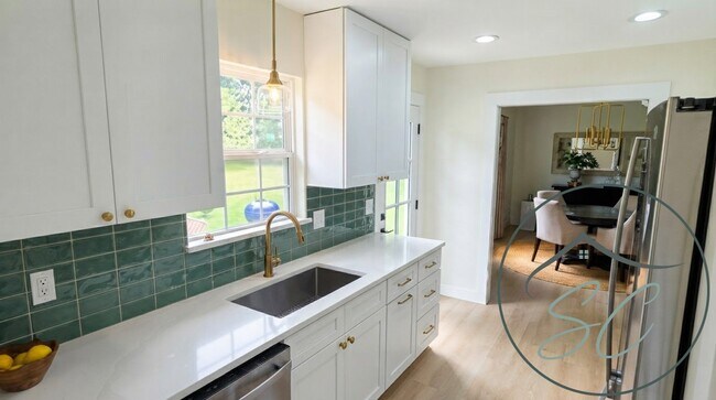 Foto del edificio - 1709 Westvine Dr