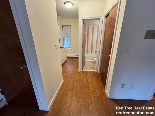 Foto del edificio - 74 S Huntington Ave