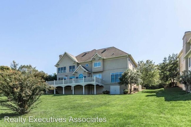 Foto del edificio - 9219 Double Eagle Ln