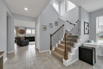 Building Photo - 1127 Littleton Ct