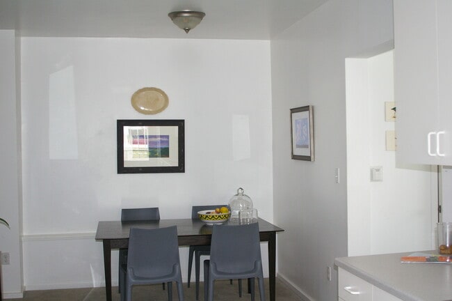 dining area - 349 Vallejo St