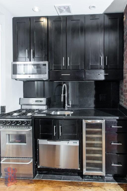 Photo - 410 E 13th St Apartment