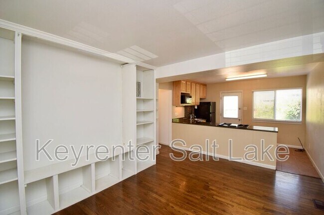 Foto del edificio - 650 N 300 W