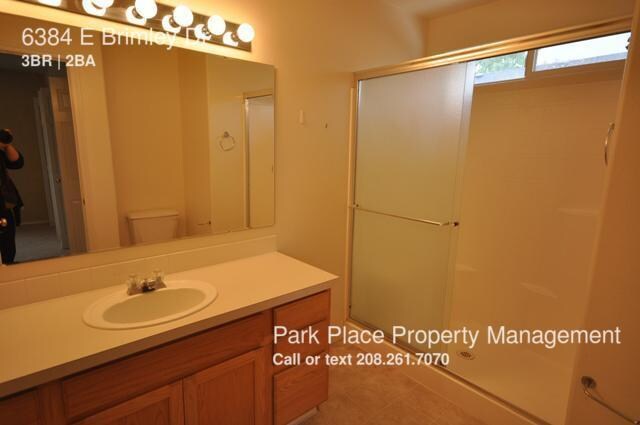 Building Photo - 6384 E Brimley Dr