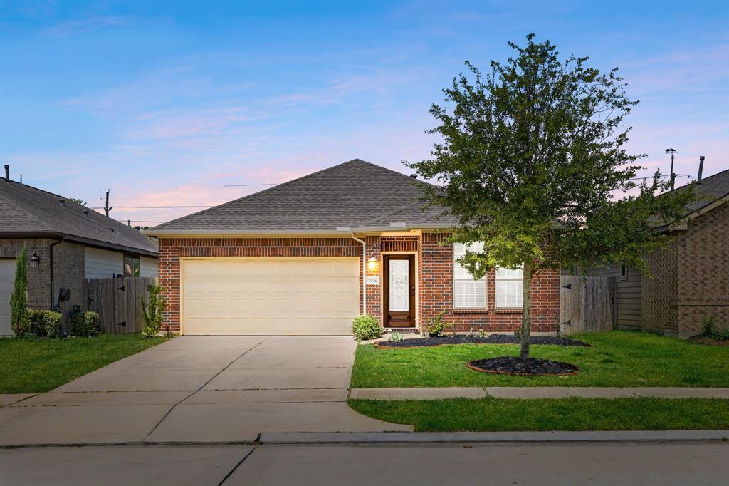 Foto principal - 7930 Tindarey Maple Trace
