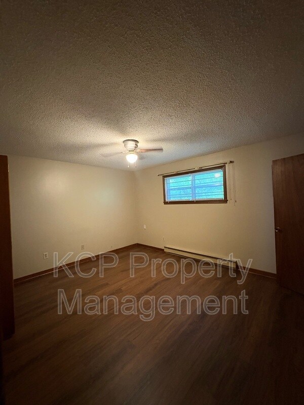 Foto del edificio - 1007 Cedar St