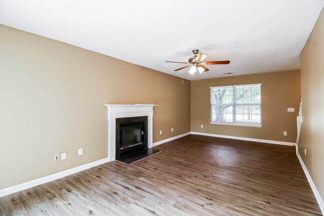 Foto del edificio - 4108 Sunbury Dr