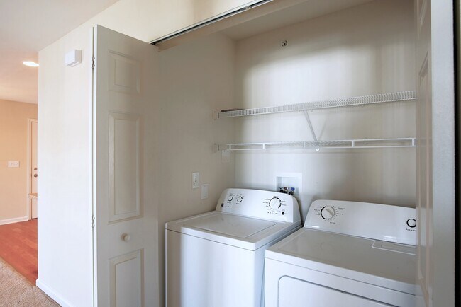 Foto del edificio - Kendall Square Apartments