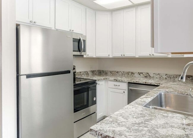 Foto del edificio - 1597 Atroari St