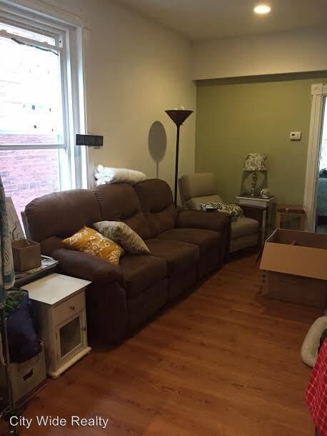 Foto del edificio - 236 Buckingham Pl