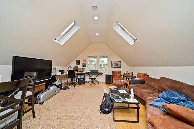 Foto del edificio - 3814 N Marshfield Ave