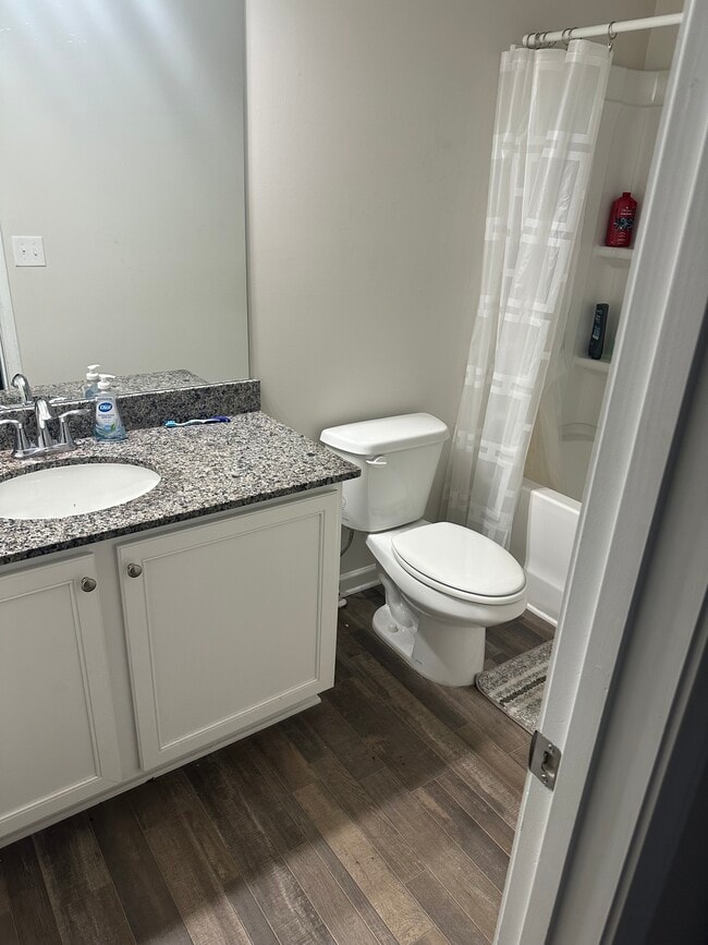 Building Photo - 6411 Rosetta Dr SW