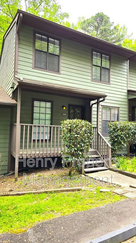 Foto del edificio - 4265 The Oaks Dr