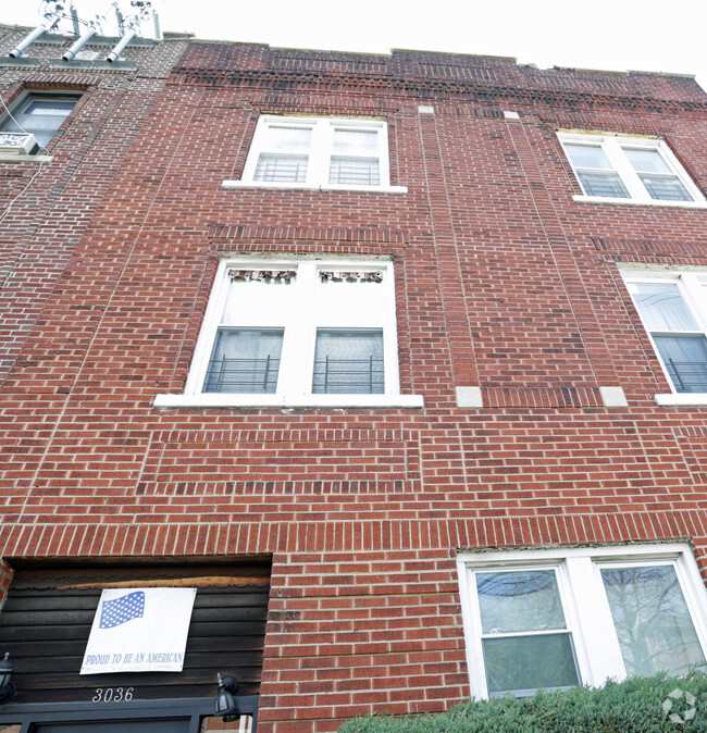 Building Photo - 3036 Bronxwood