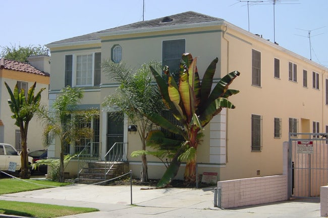 Building Photo - 455 N Hayworth Ave