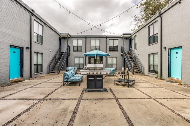 Foto del edificio - 2106 Bennett Ave