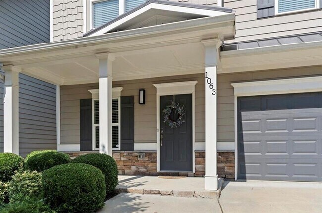 Building Photo - 1063 Johnson Grove