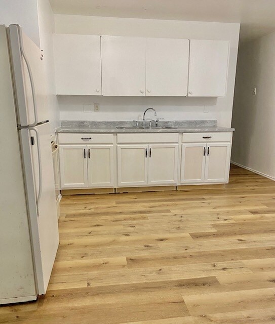 Building Photo - 1609 Williamsburg Dr