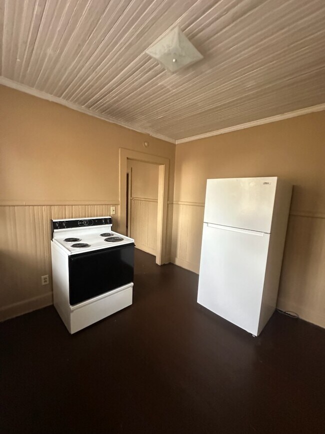 Foto del edificio - 621 E Jefferson St