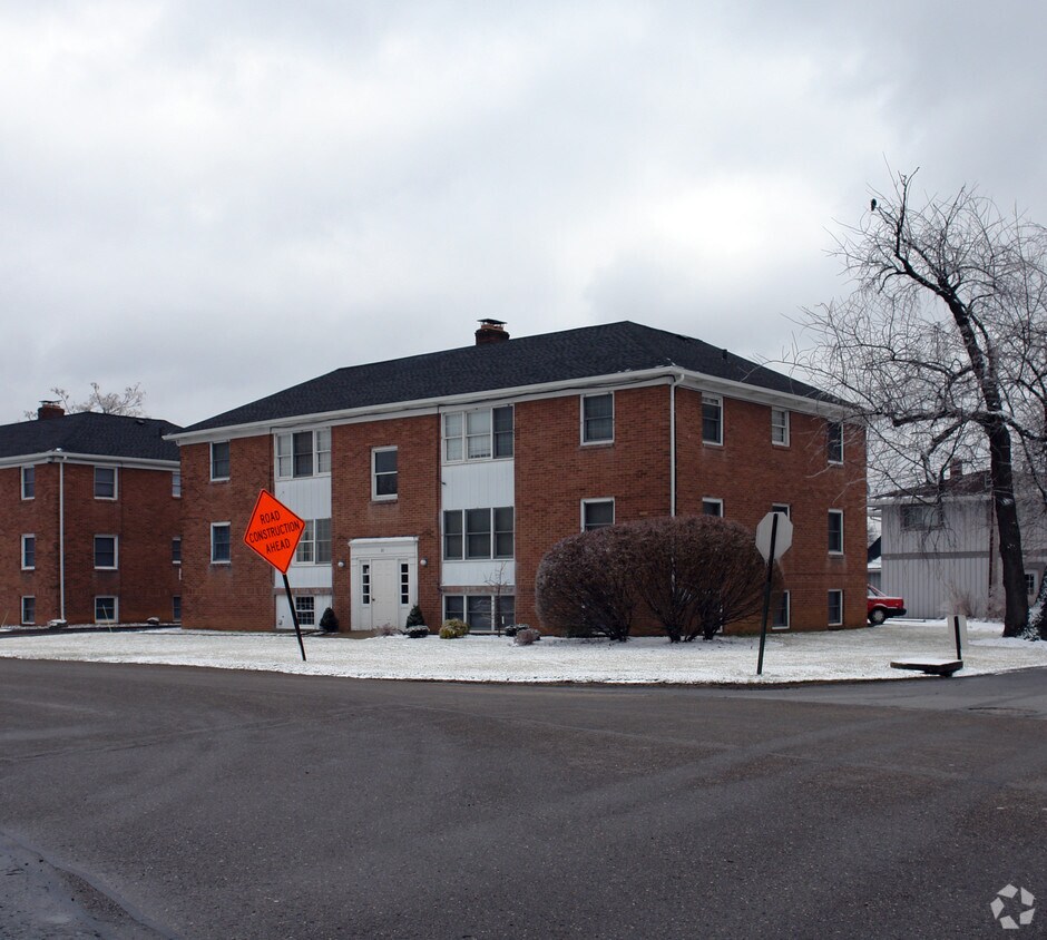Foto principal - 30 S Pershing Ave