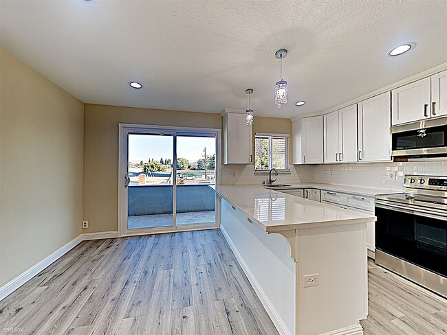 Building Photo - 2 br, 1 bath  - 882 Schafer Rd Apt 5 Apt 5