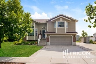 Building Photo - 2262 2940 W