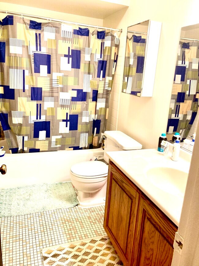 Building Photo - 1647 Woodduck Ln