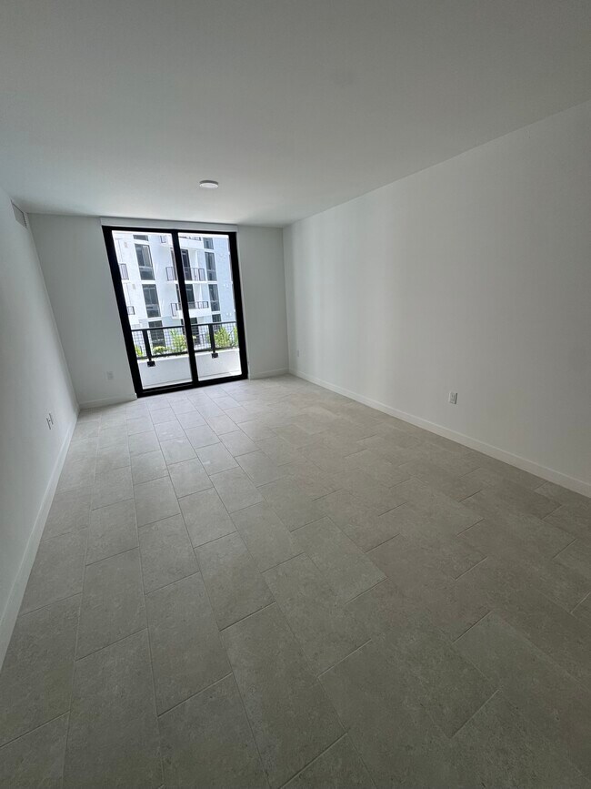 Foto del edificio - 3011 NW 18th Ter