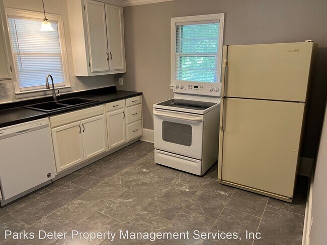 Building Photo - 3 br, 1 bath House - 604 Glenview Dr