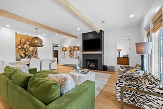 Building Photo - 1411 Courtside Dr