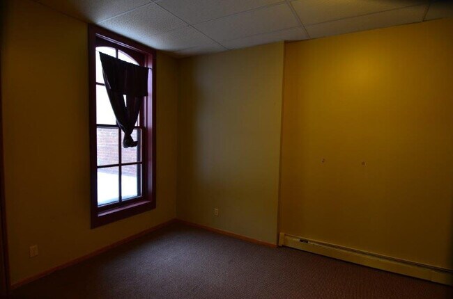 Bed Rm #2 - 205 Plum St