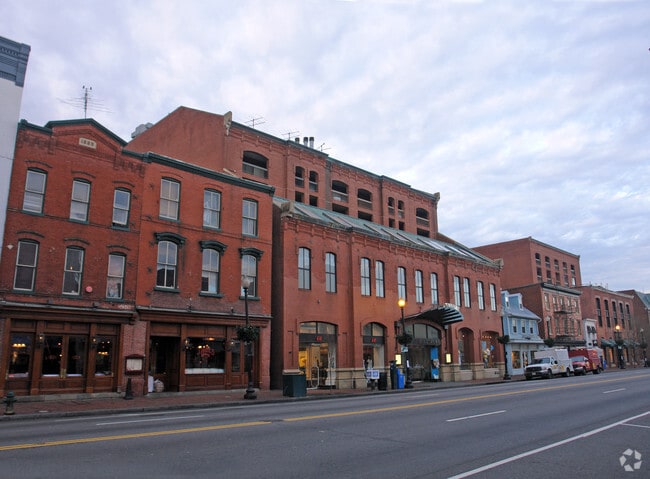 Building Photo - Georgetown Park Condominiums