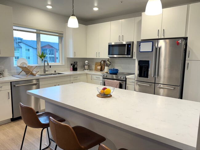 Building Photo - 91-3641-3641 Iwikuamoo St