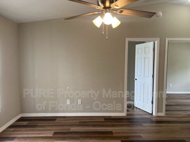 Building Photo - 4288 SW 140th Street Road