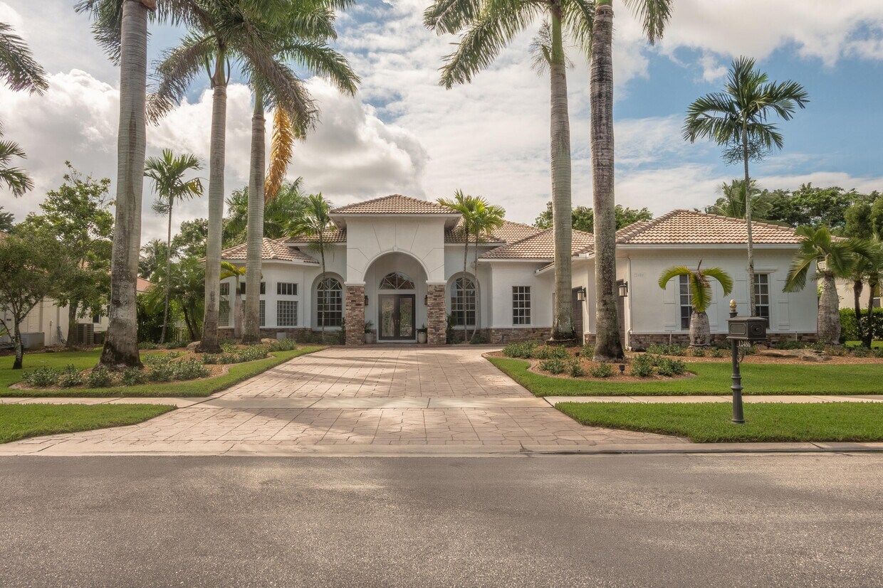 Primary Photo - 12486 Equine Ln