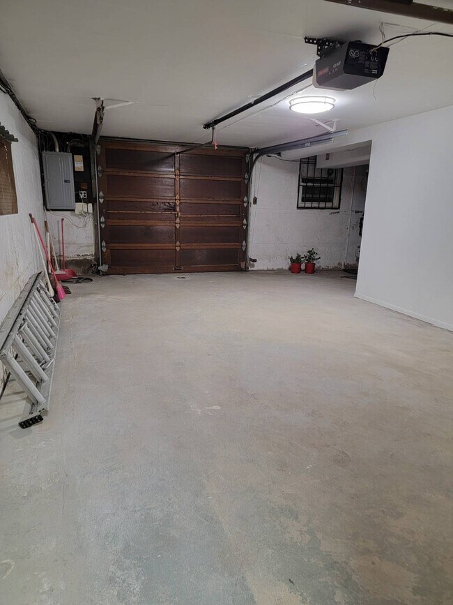 Foto del edificio - 57-08 260th St