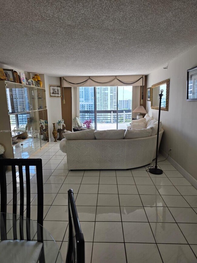 Photo - 19195 Mystic Pointe Dr Apartment