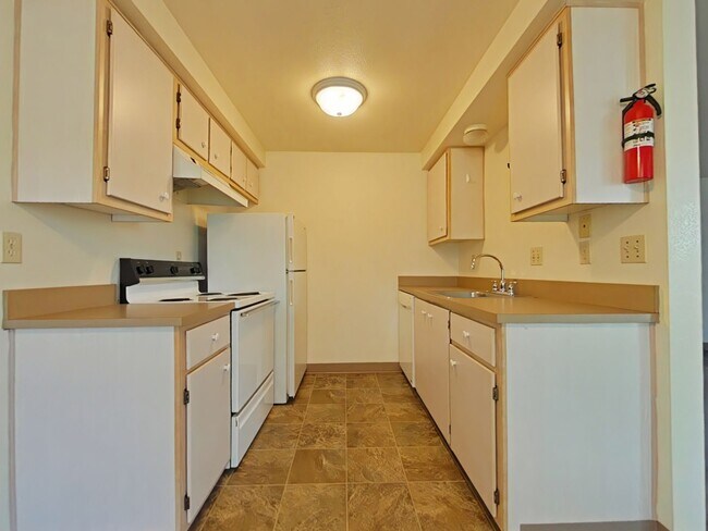Foto del edificio - 2 Bedroom Apartment ~ Near Lilly Park