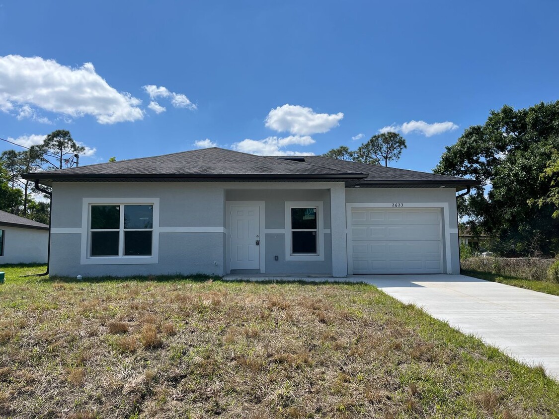 Primary Photo - BRAND NEW HOME-2/2/1- GREAT LOCATION!