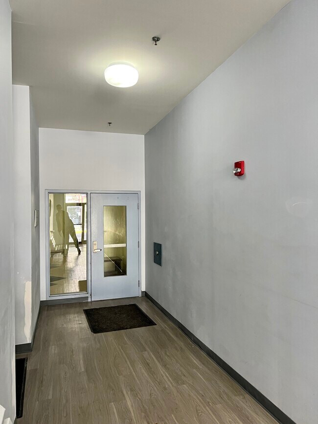 Building Photo - Fifth Street Place Apartments