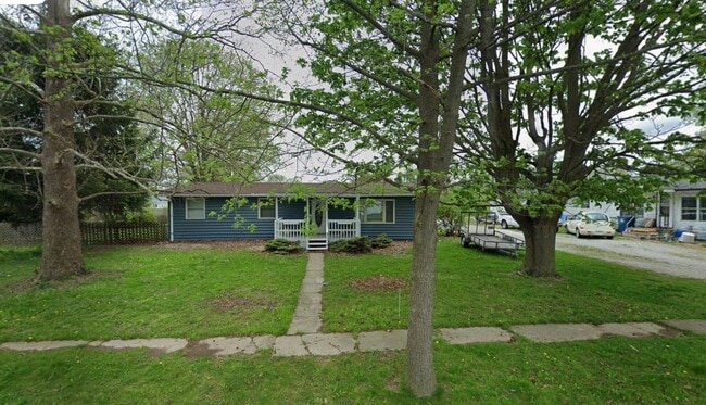 Building Photo - 318 S Penn St