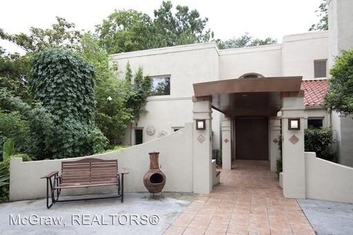 Foto principal - 1315 E 27th Pl
