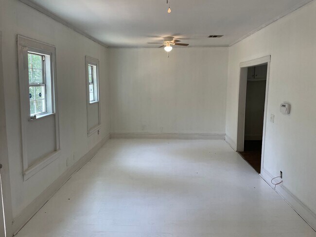 Foto del edificio - Remodeled Shreveport Home