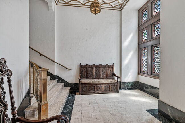 Foto del interior - New King Edward