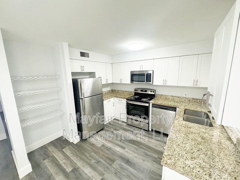 Primary Photo - 4409 Treehouse Ln