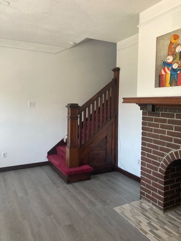 Sala de estar - 108 21st St