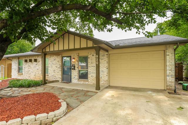 Foto del edificio - 920 Ashwood Dr