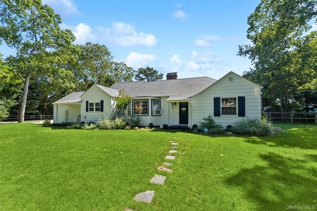 Building Photo - 35 Sheppard St